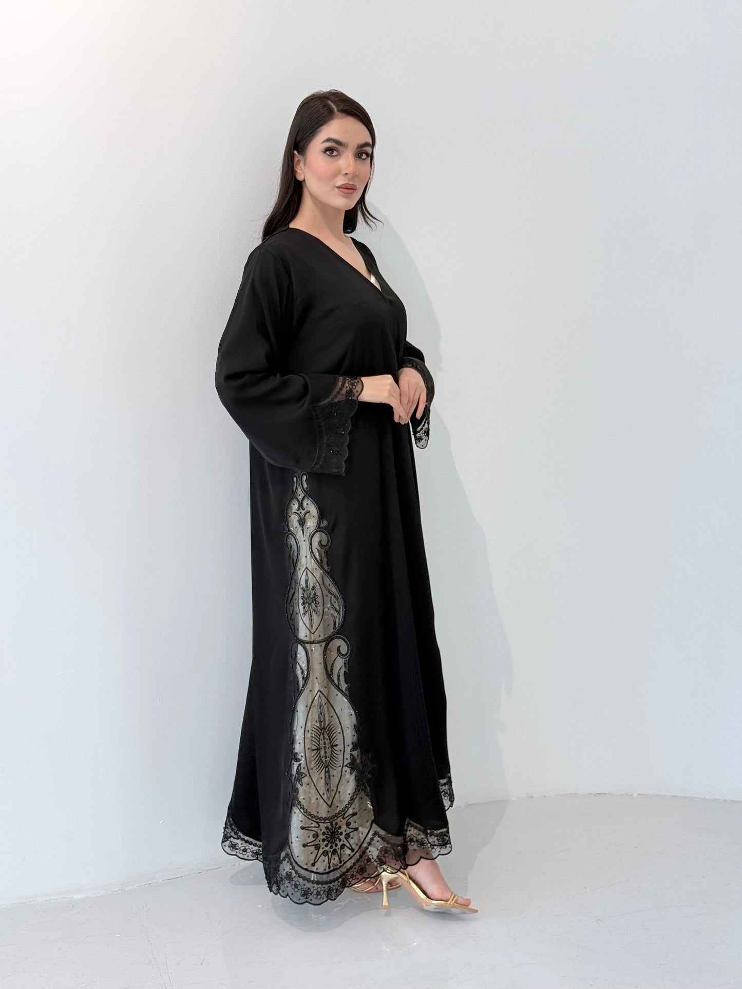 O 336 Aurev Black Abaya ✨
