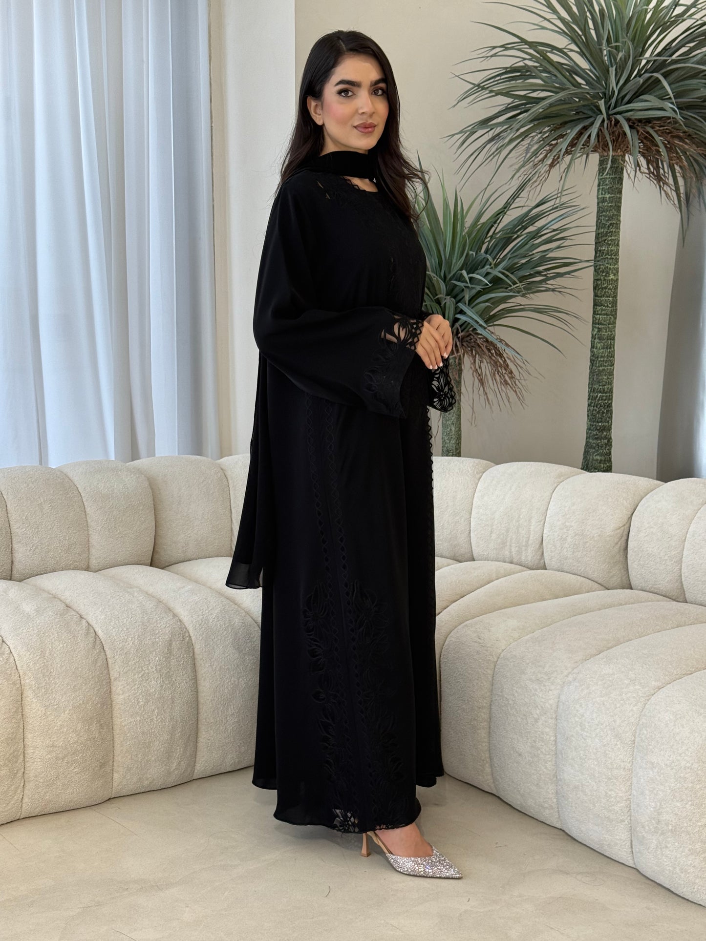O 354  Luna Summer Abaya 💛