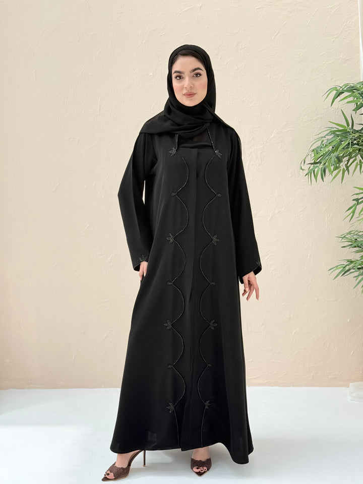 O 311 Noir Dual Handwork Abaya