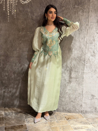 O 326 ✨ Crushed Elegance Dress ✨