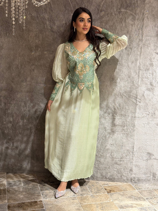 O 326 ✨ Crushed Elegance Dress ✨