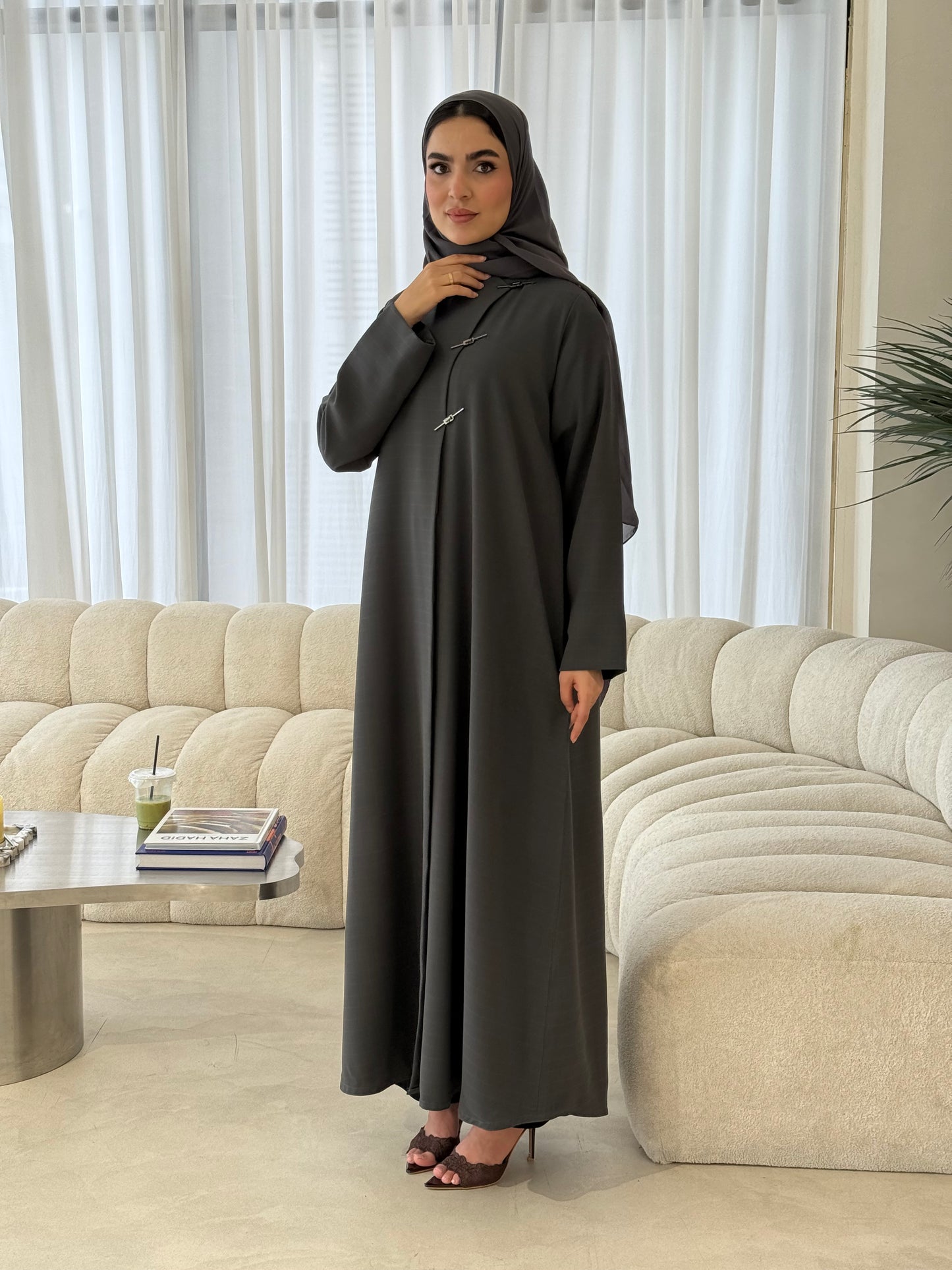 O 361 mila abaya👱🏻‍♀️
