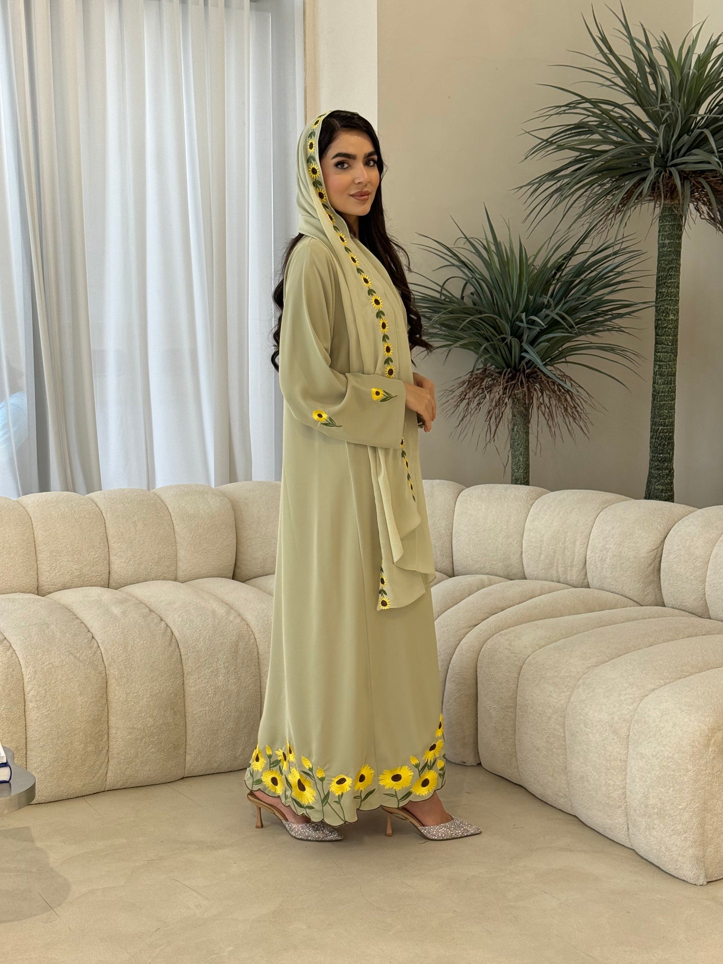 O 355 Sunflower Bloom Abaya 🌻