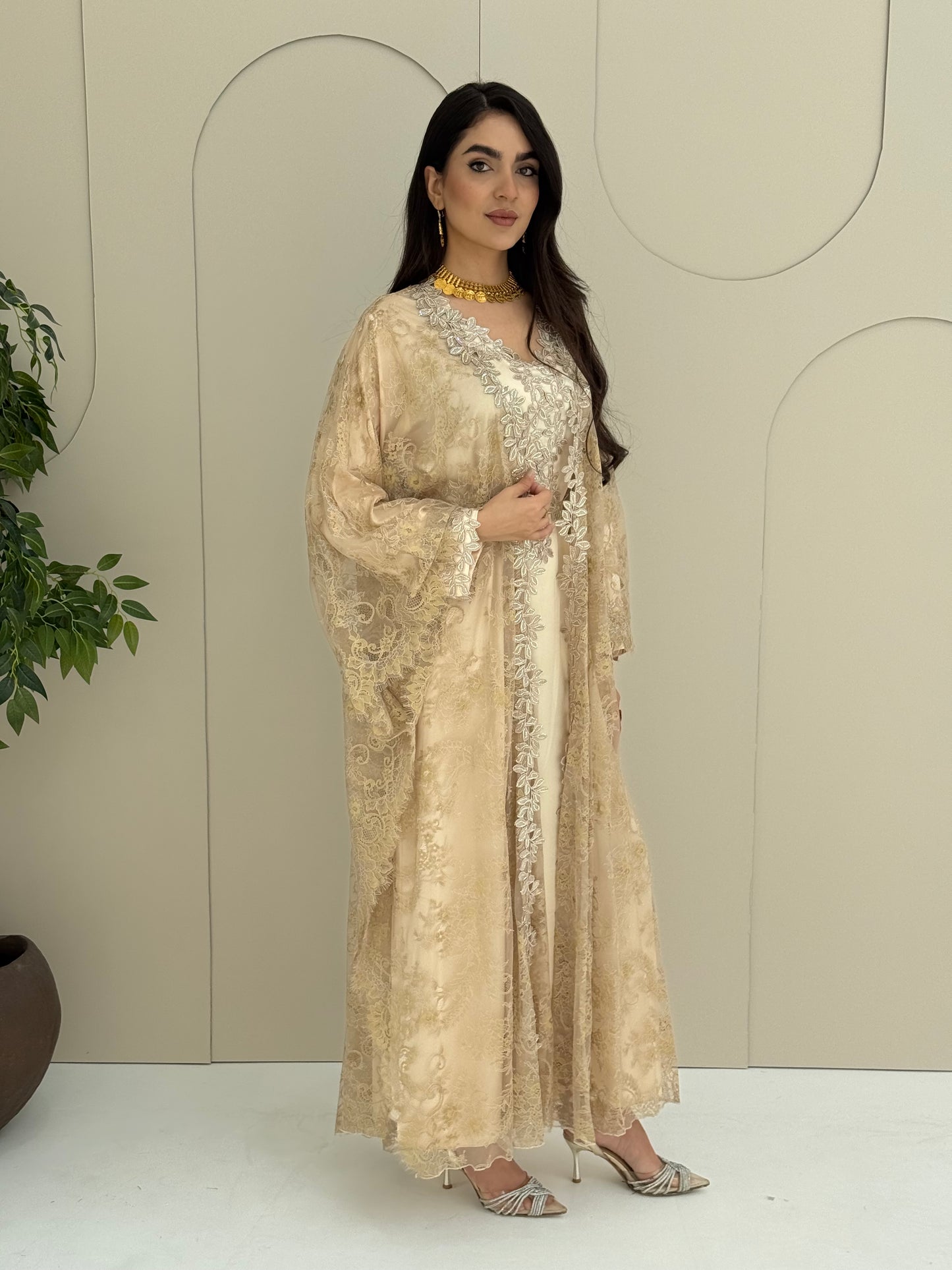 O 320 French Lace Royale Couture Dress