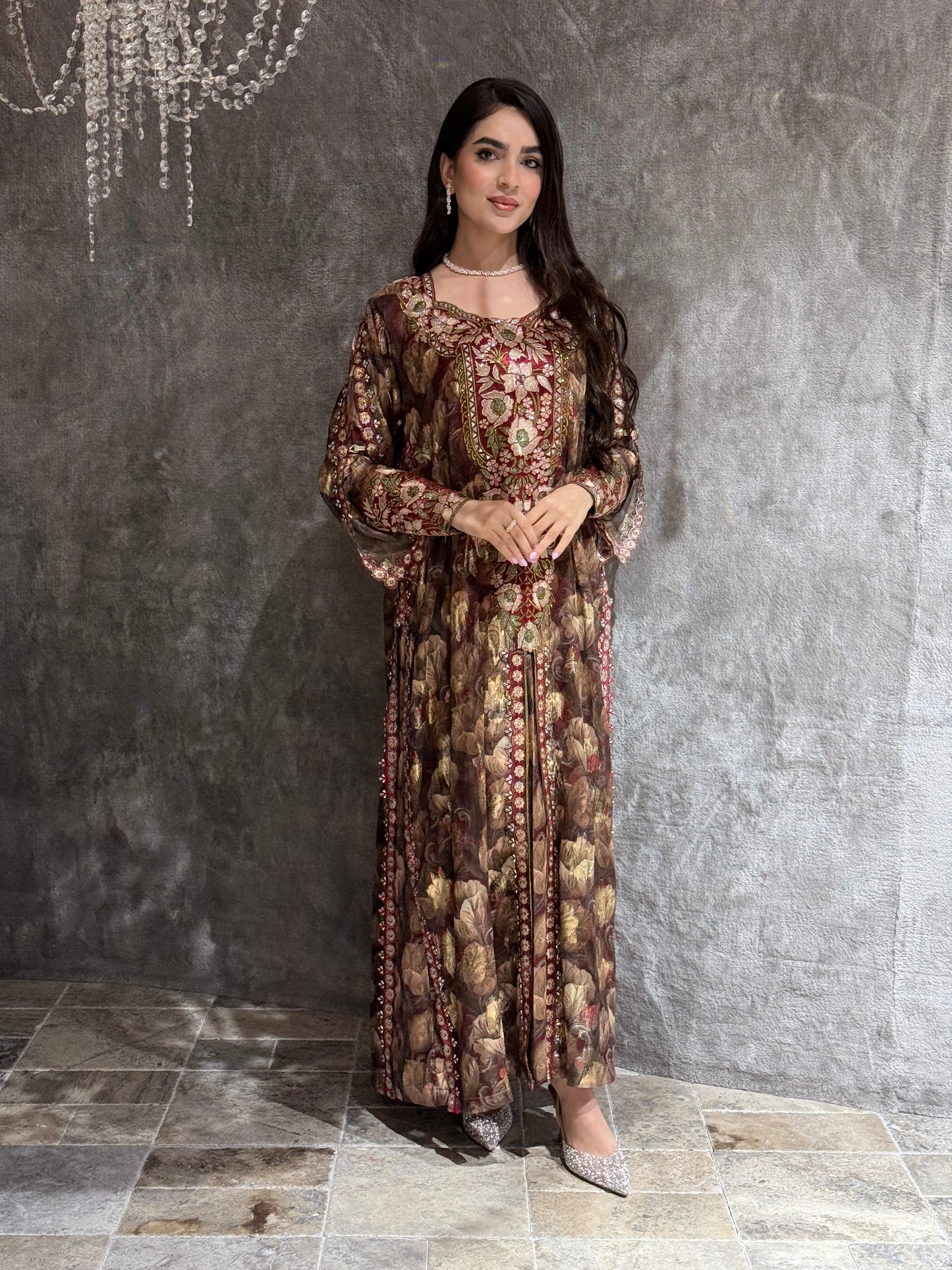 O 338Zareen VIP