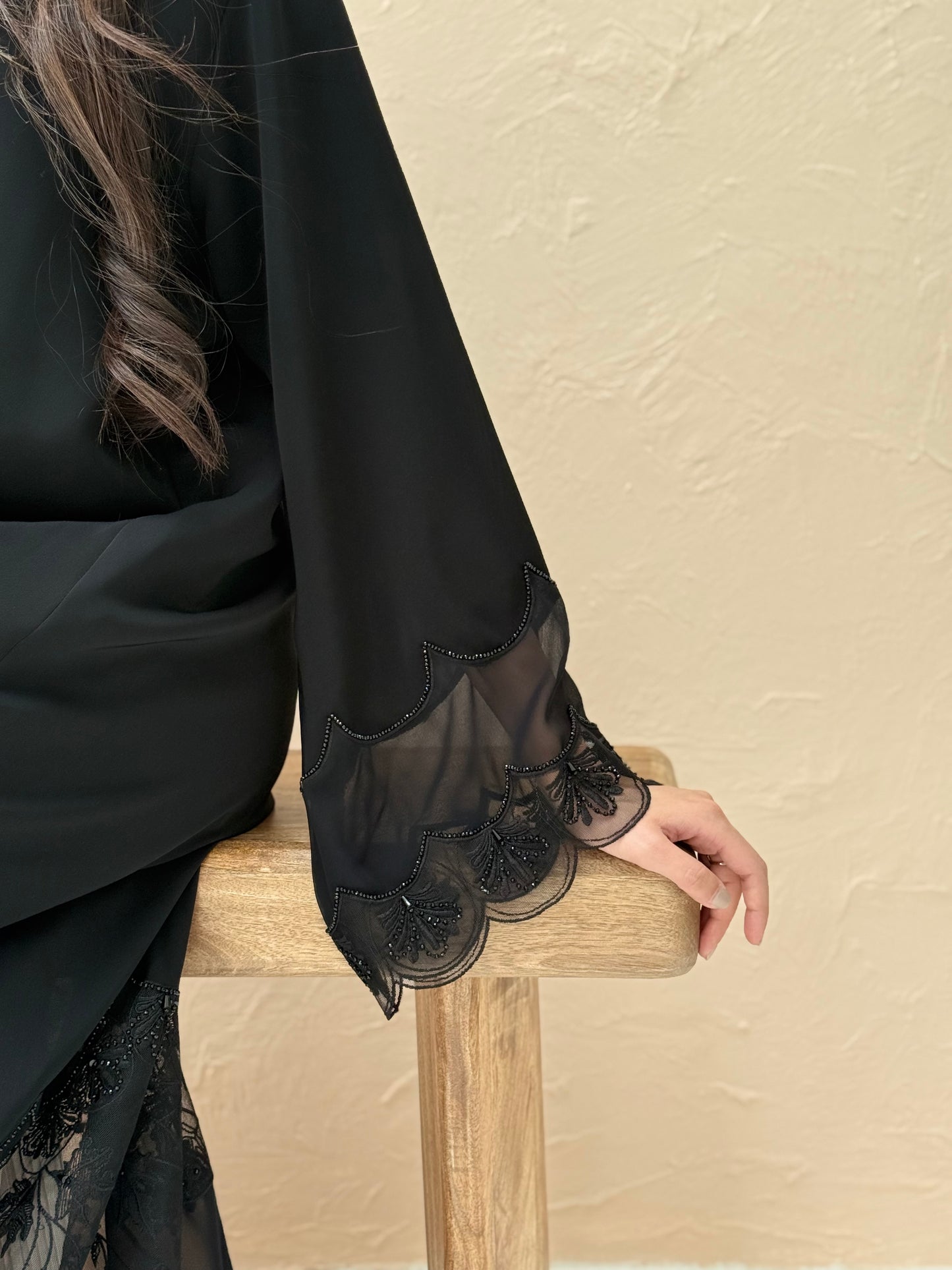 O 316 Nada Noir Couture Abaya