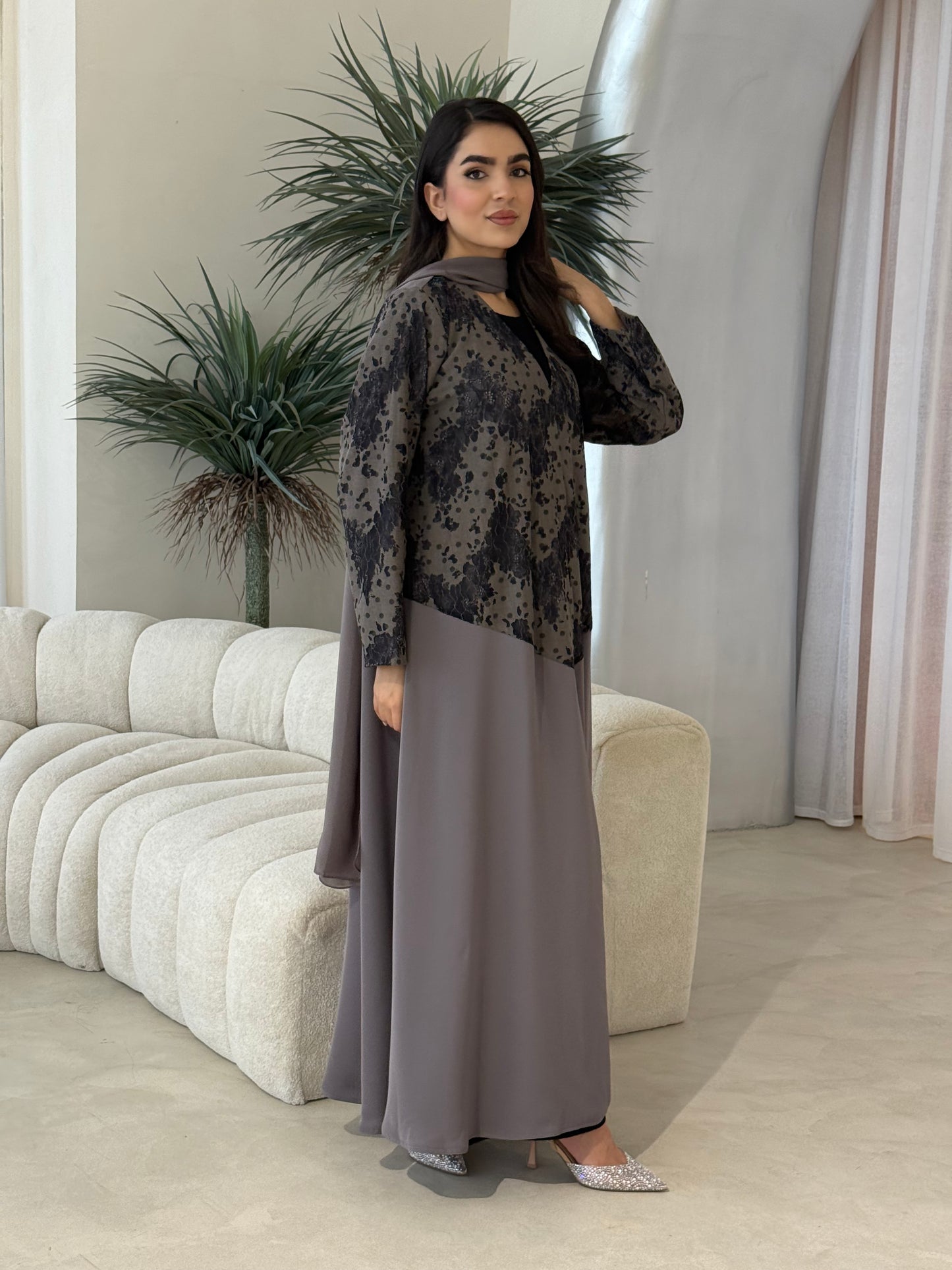 O 351  Summer Ease Abaya🩶