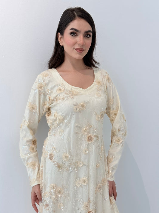 O 332 Étoile Lace Dress ✨