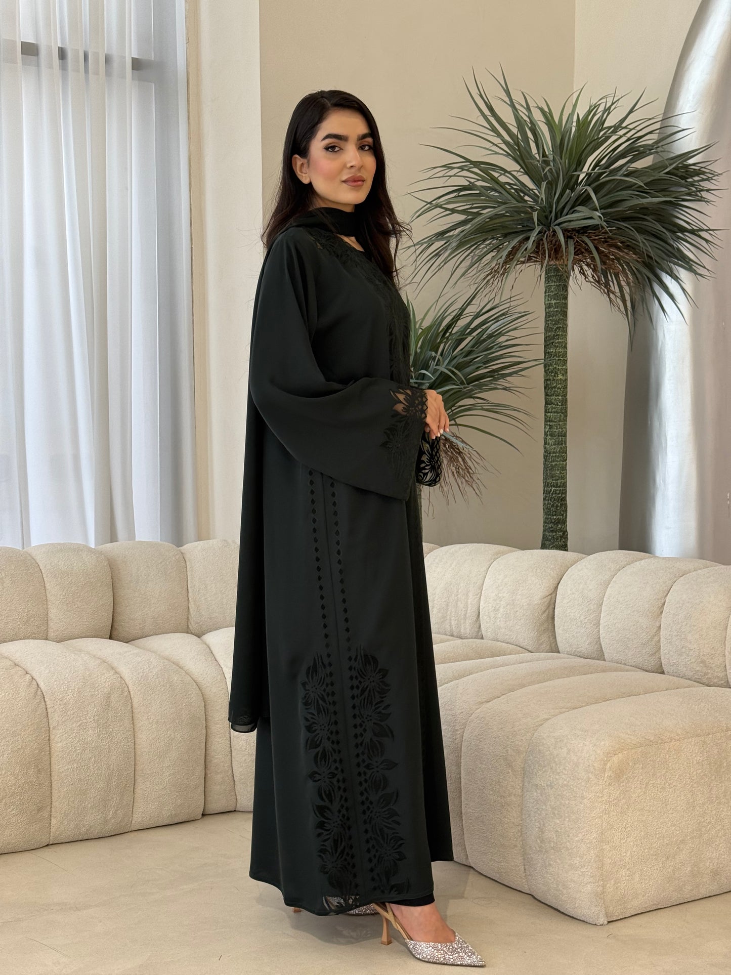 O 354  Luna Summer Abaya 💛