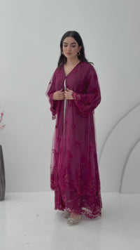 A stunning chiffon maroon abaya, that features floral lace on the sleeves. Its perfect for weddings or heena, daytime occasions and for formal events.